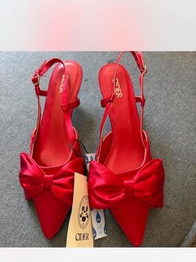 Cider Red Pointed-Toe Slingback Heels with Bow Detail